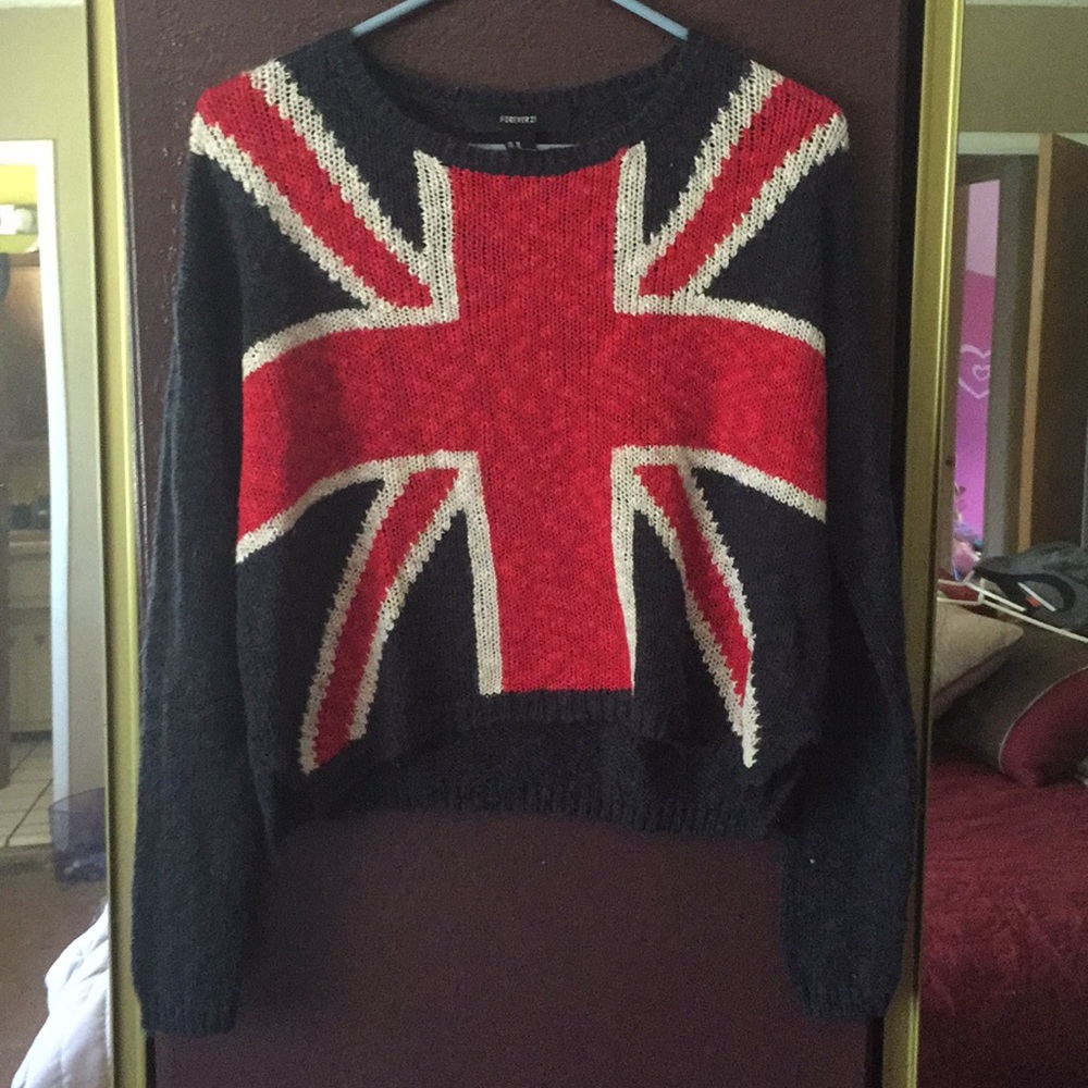 Cropped sweater